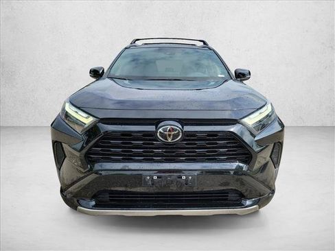 Used 2025 Toyota RAV4 SE w/ Convenience Package AWD/4WD image 2