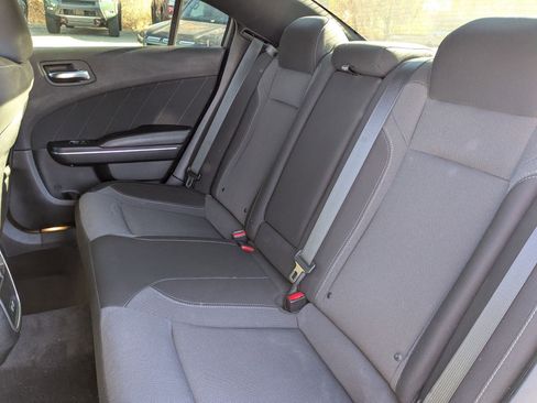 Used 2018 Dodge Charger SXT Plus image 31