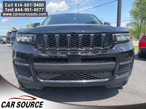 Used 2022 Jeep Grand Cherokee L Limited w/ Black Appearance Package AWD/4WD image 2