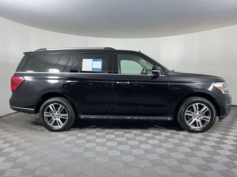 Used 2023 Ford Expedition Limited image 11