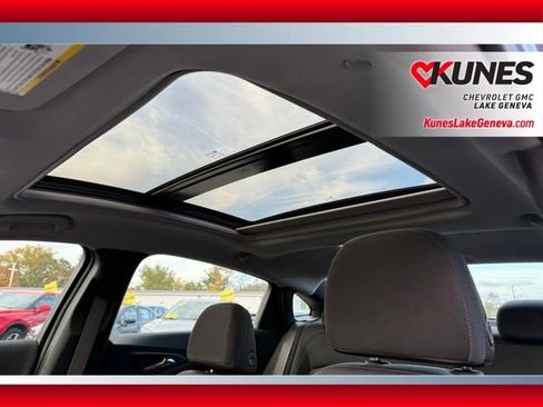 Used 2024 Chevrolet Malibu LT image 19