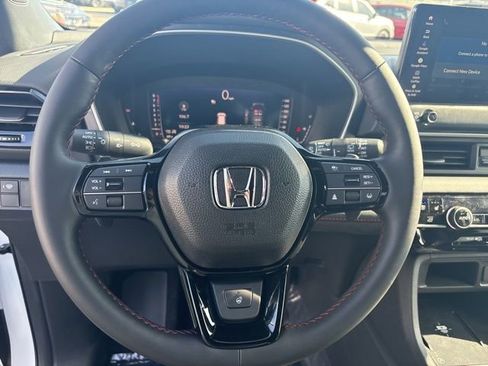 New 2026 Honda Pilot Black Edition image 15