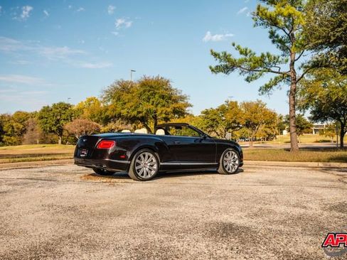 Used 2015 Bentley Continental GT image 39