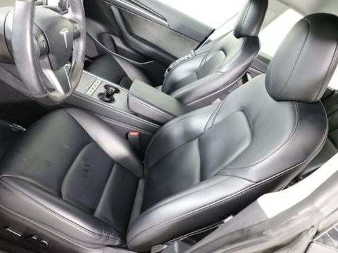Used 2023 Tesla Model 3 Standard Range RWD image 10