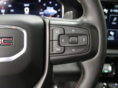 Used 2024 GMC Sierra 1500 AT4 w/ Technology Package image 25