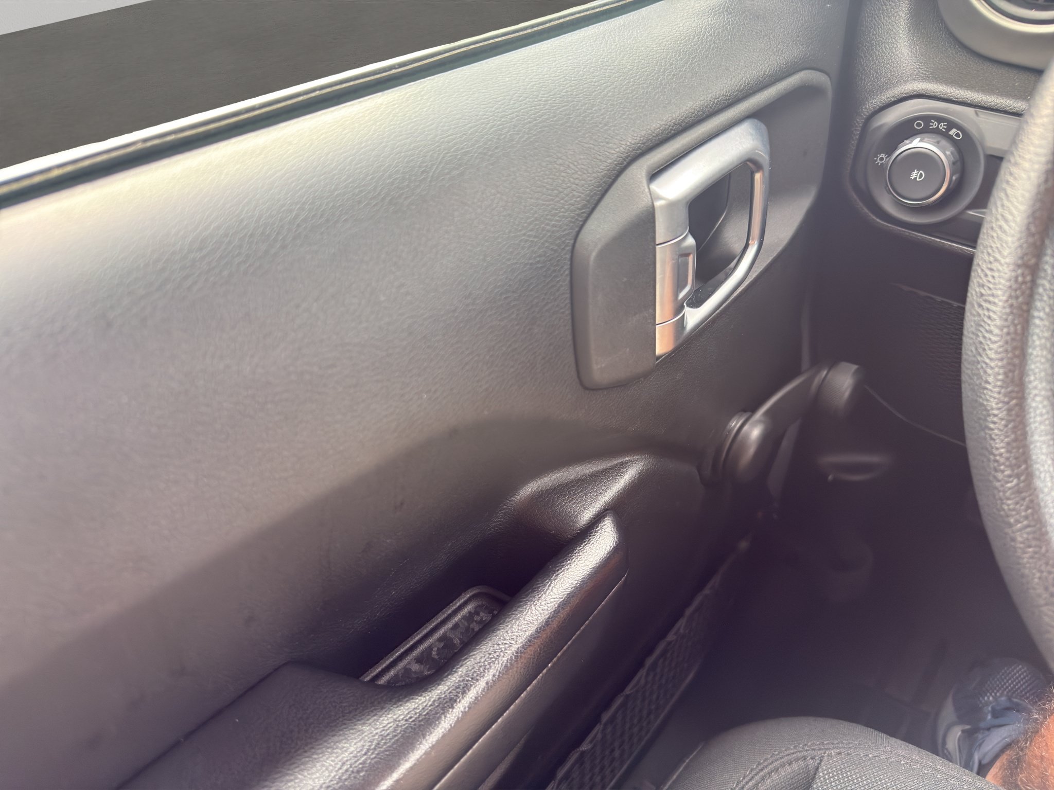 Used 2019 Jeep Wrangler Sport AWD/4WD image 19