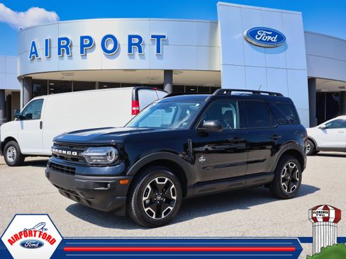 Used 2023 Ford Bronco Sport Outer Banks image 1