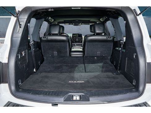 Used 2023 Nissan Armada SL w/ Midnight Edition Package image 10