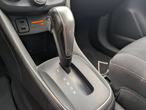 Used 2019 Chevrolet Trax LT FWD image 22