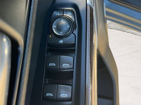 Used 2020 Chevrolet Silverado 1500 RST AWD/4WD image 13