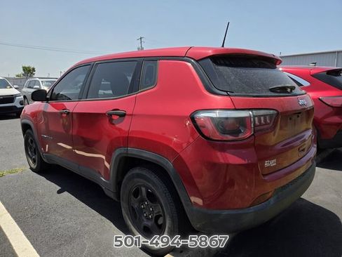 Used 2019 Jeep Compass Sport FWD image 2