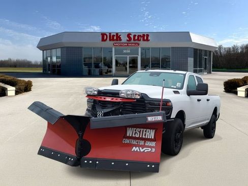New 2026 RAM 2500 Tradesman AWD/4WD image 4
