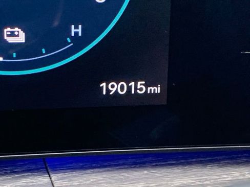 Certified 2025 Hyundai Santa Fe Calligraphy image 32