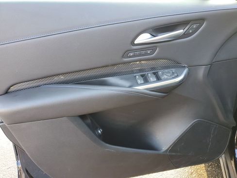 Used 2024 Cadillac XT4 Sport image 23