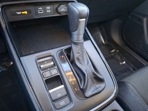 Certified 2024 Honda CR-V EX image 15