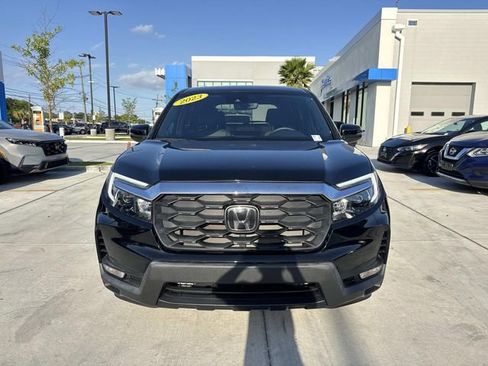 Used 2023 Honda Passport EX-L image 2