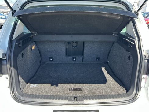 Used 2017 Volkswagen Tiguan Sport image 27