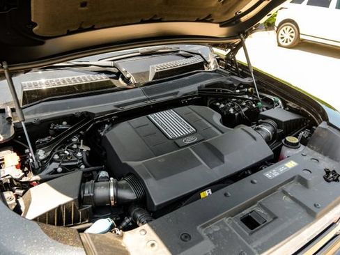 New 2026 Land Rover Defender 130 V8 AWD/4WD image 63