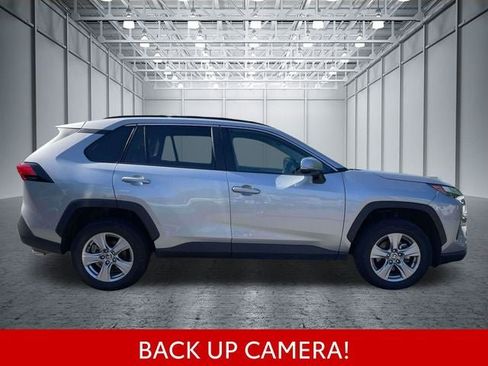 Certified 2025 Toyota RAV4 XLE AWD/4WD image 5