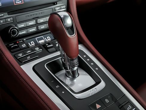 Used 2023 Porsche 718 Cayman GTS image 36