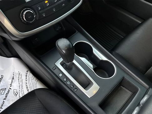 Used 2017 Nissan Altima 2.5 SR w/ Midnight Edition Package image 18