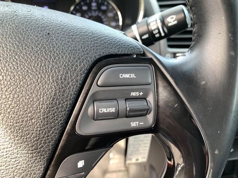 Used 2018 Kia Forte S FWD image 17