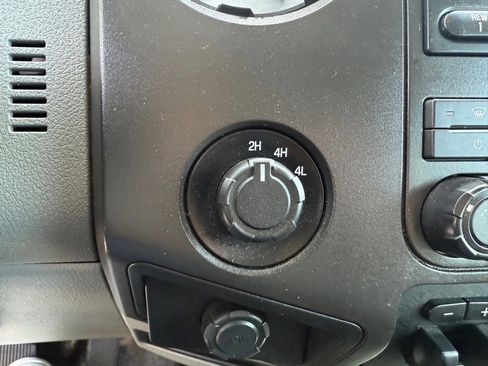 Used 2016 Ford F350 XL w/ Power Equipment Group image 28