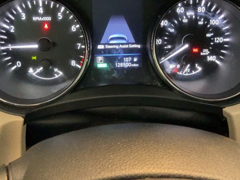 Used 2020 Nissan Rogue SL w/ Premium Package FWD image 10
