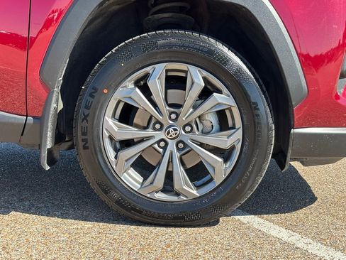 Used 2022 Toyota RAV4 Limited image 9