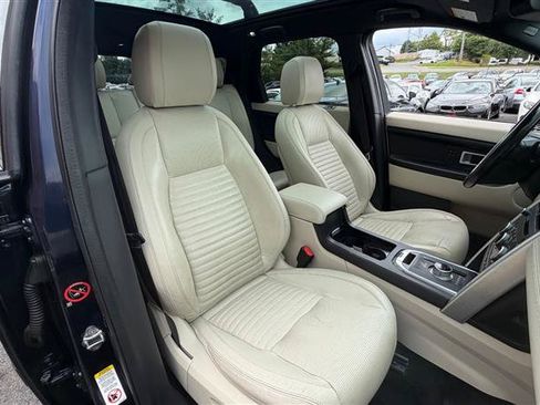 Used 2016 Land Rover Discovery Sport HSE Luxury AWD/4WD image 16