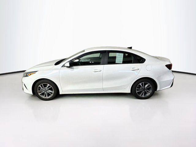 Certified 2023 Kia Forte LXS w/ LXS Technology Package FWD image 8