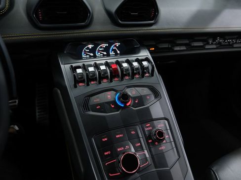 Used 2019 Lamborghini Huracan LP 580-2 image 48