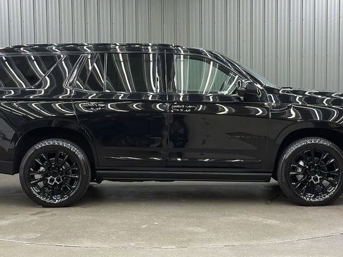 Used 2026 GMC Yukon Denali w/ Sun & Power Step Package image 6