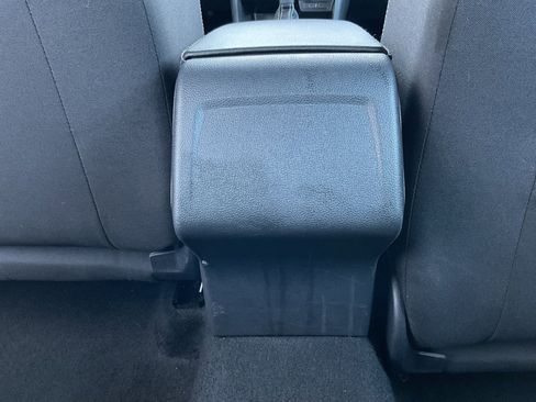 Used 2025 Volkswagen Jetta Sport image 18