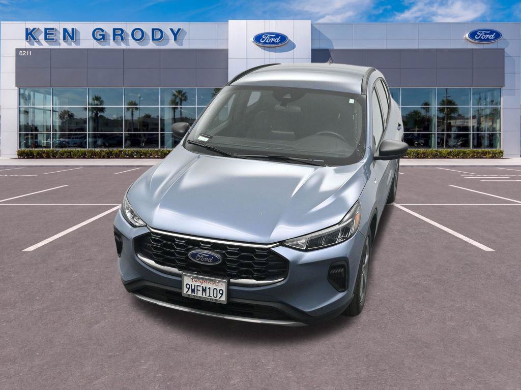 Used 2025 Ford Escape ST-Line w/ Equipment Group 301A FWD image 10