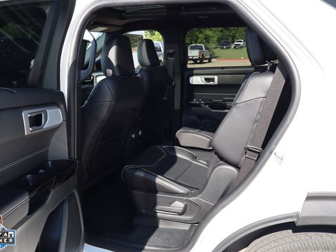Used 2024 Ford Explorer ST w/ Equipment Group 401A AWD/4WD image 27
