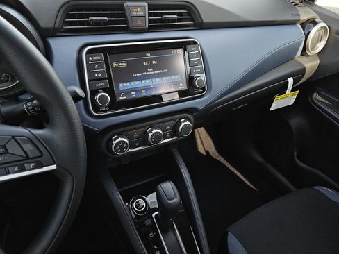 New 2025 Nissan Versa SV image 15