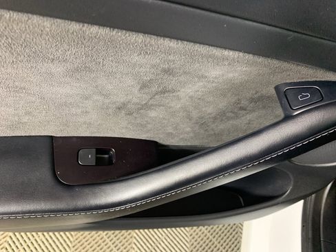 Used 2022 Tesla Model 3 Performance image 22