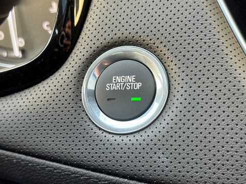 Used 2025 Cadillac XT5 Premium Luxury w/ Technology Package image 31