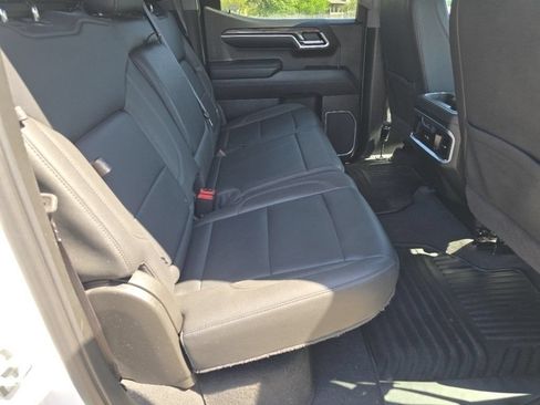Used 2022 Chevrolet Silverado 1500 LTZ w/ Technology Package AWD/4WD image 24