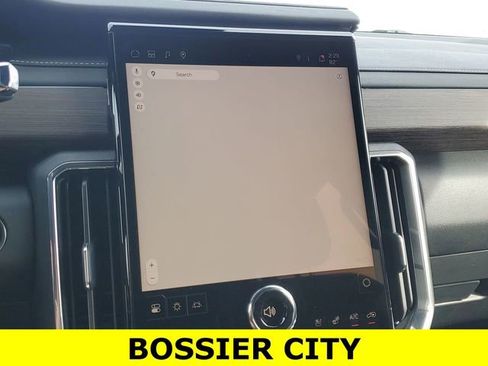 Certified 2025 GMC Acadia Denali w/ Super Cruise Package image 14