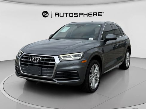 Used 2018 Audi Q5 Prestige w/ Prestige Package AWD/4WD image 3