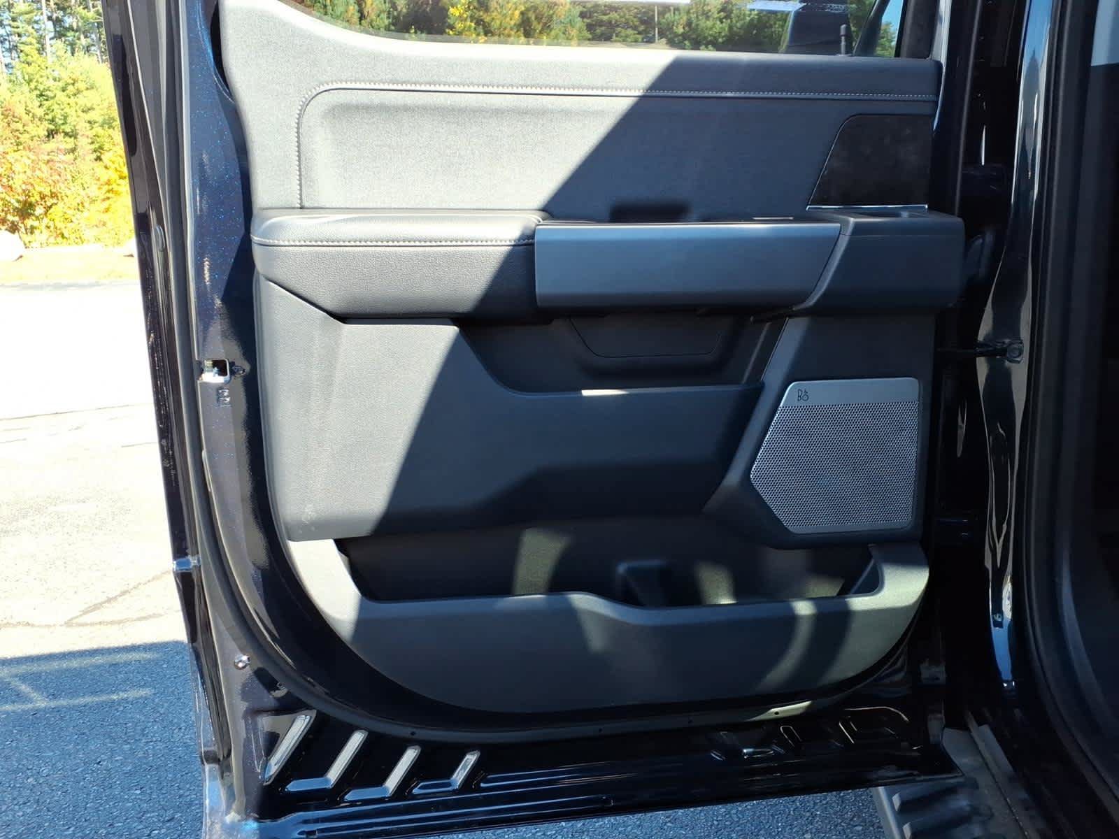 Used 2024 Ford F250 Lariat AWD/4WD image 27