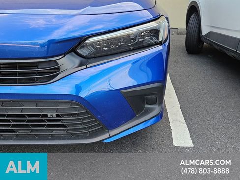 Used 2023 Honda Civic Sport image 4