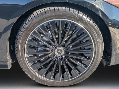 Used 2025 Mercedes-Benz CLE 300 4MATIC Cabriolet image 9