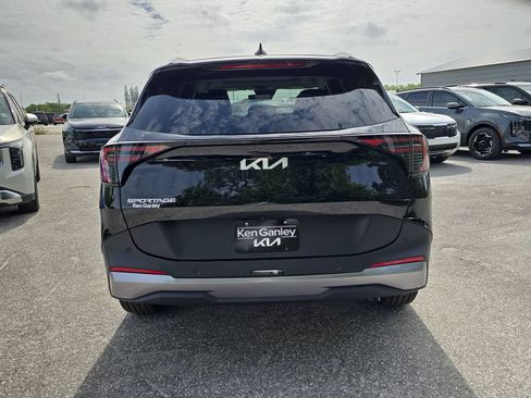 New 2026 Kia Sportage EX FWD image 7