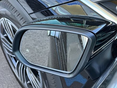 New 2026 Mercedes-Benz EQS 400 4MATIC SUV image 9