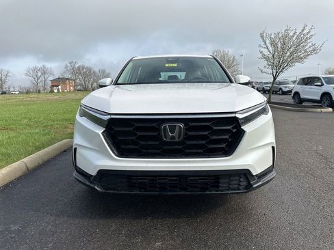 Used 2023 Honda CR-V LX image 2