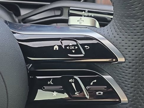 New 2026 Mercedes-Benz GLC 300 4MATIC image 24