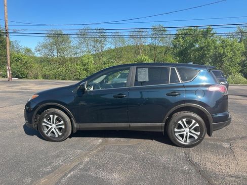 Used 2018 Toyota RAV4 LE w/ All Weather Liner Package AWD/4WD image 11
